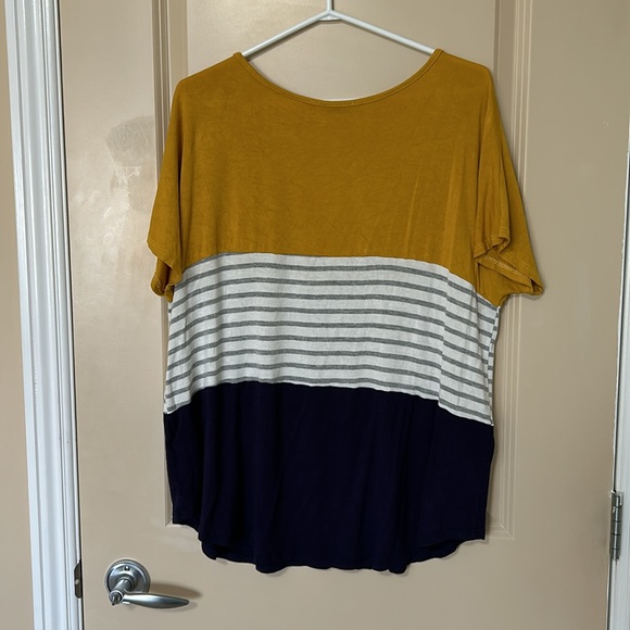 Multicolor xl tshirt - Picture 3 of 3